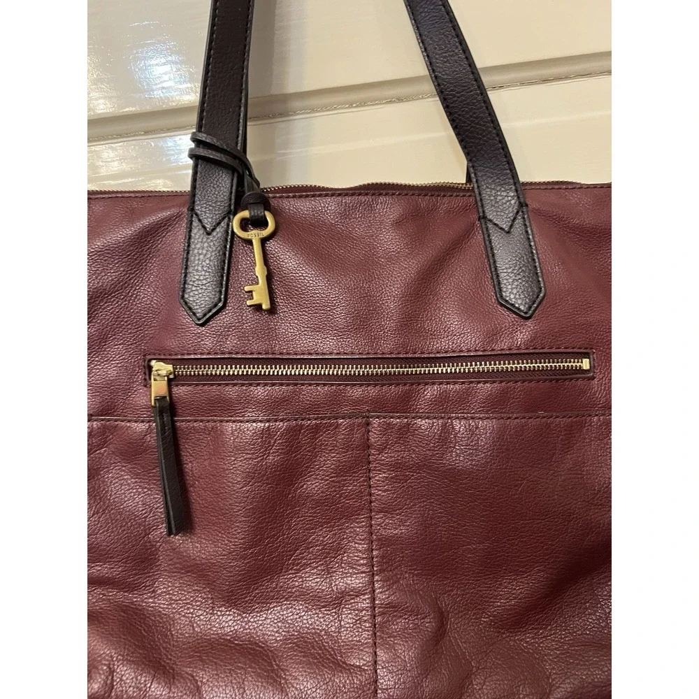 Fossil Maroon Wine Fiona Leather Tote Shoulder Bag Double Handles Zip Purse